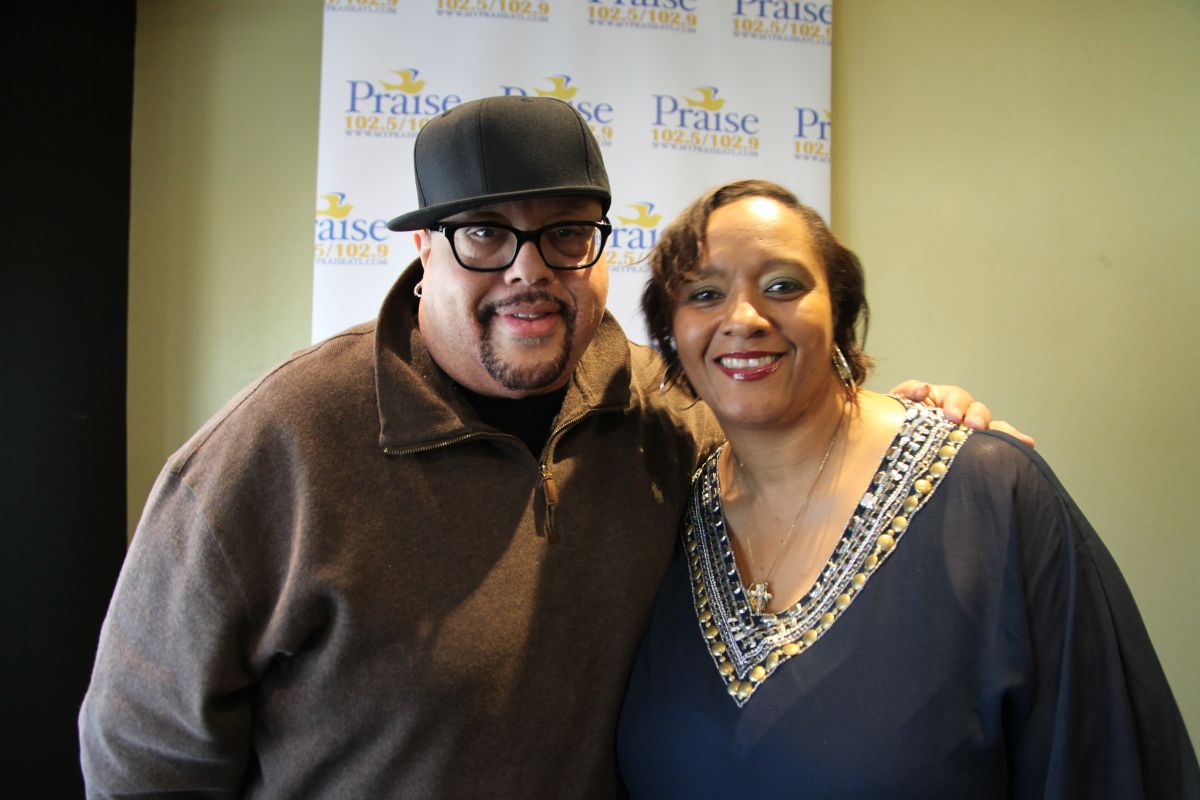 Fred Hammond Meet & Greet at Praise 102.5/102.9 [PHOTOS] Get Up