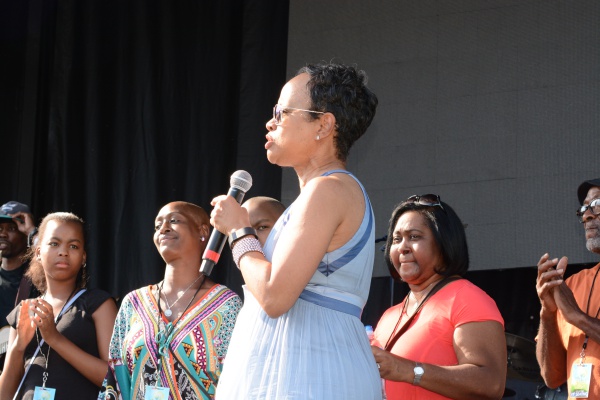 Judge Glenda Hatchett Praise in the Park 2015