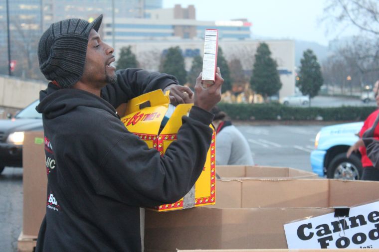 Holiday Can-A-Thon At Cumberland Mall