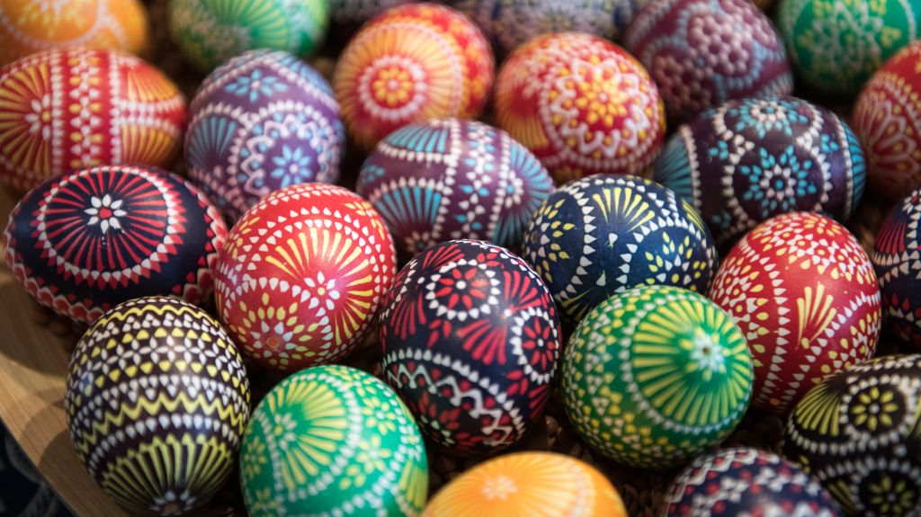 Sorbian Minority Holds Annual Easter Egg Market