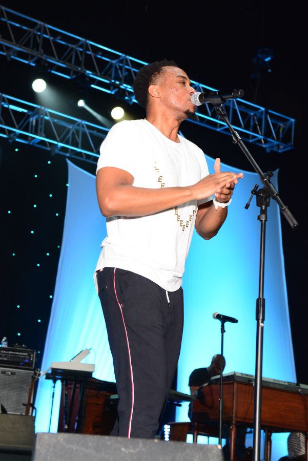 Jonathan McReynolds Praise In The Park