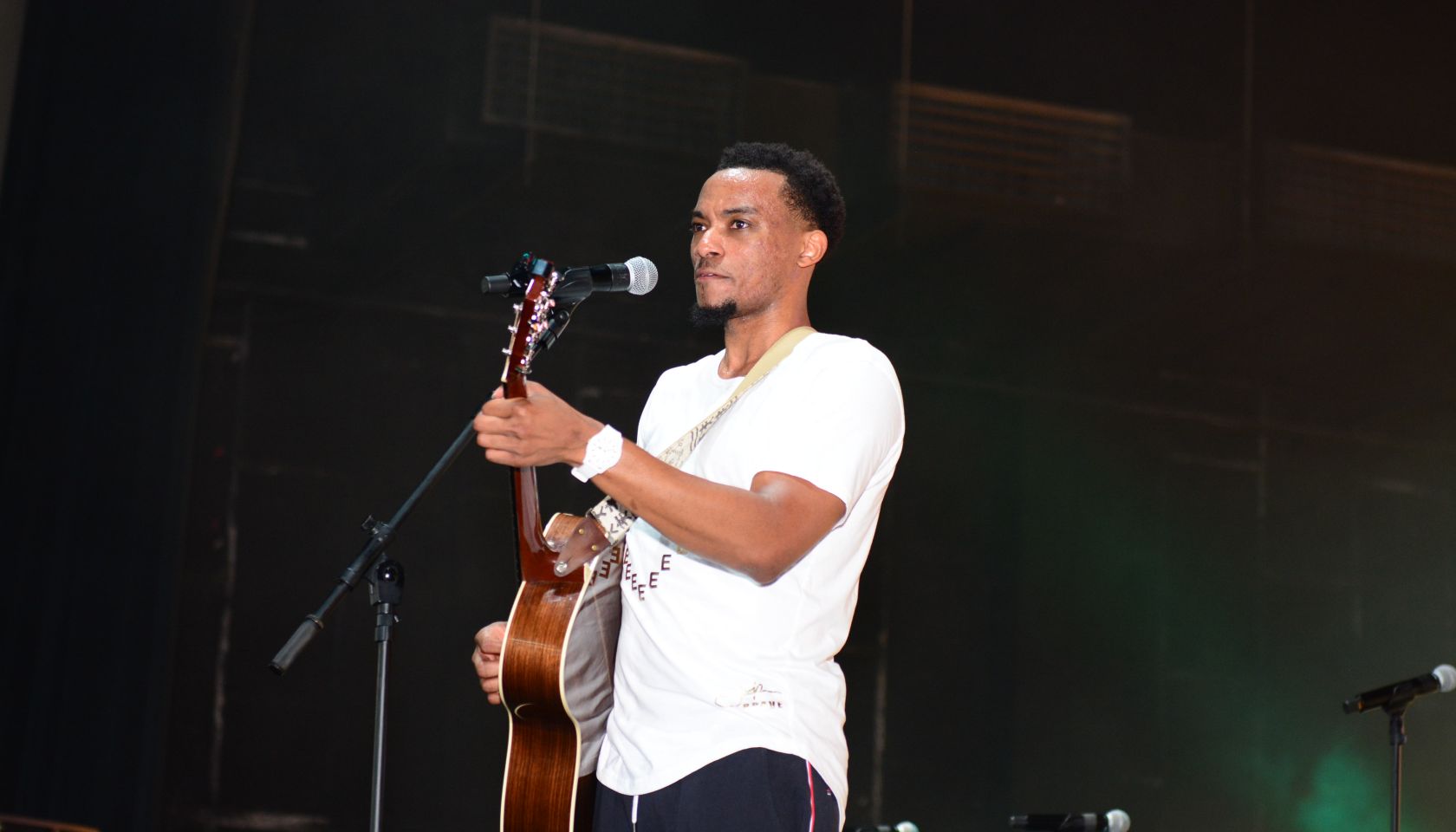 Jonathan McReynolds Praise In The Park
