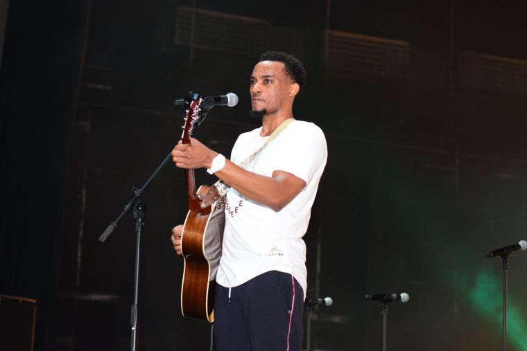 Jonathan McReynolds Praise In The Park