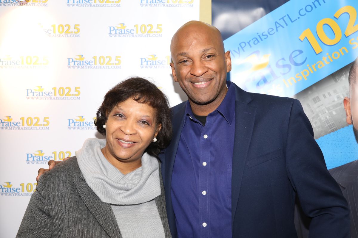 Donnie McClurkin Meet & Greet
