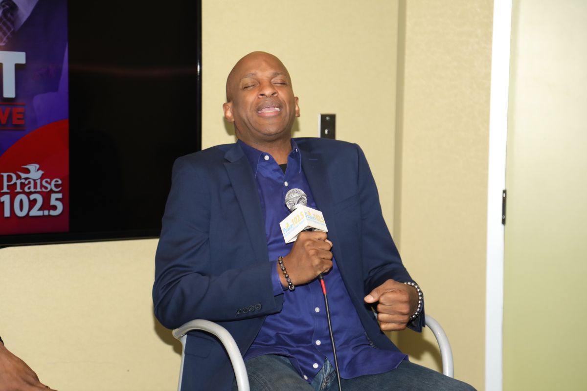 Donnie McClurkin Meet & Greet