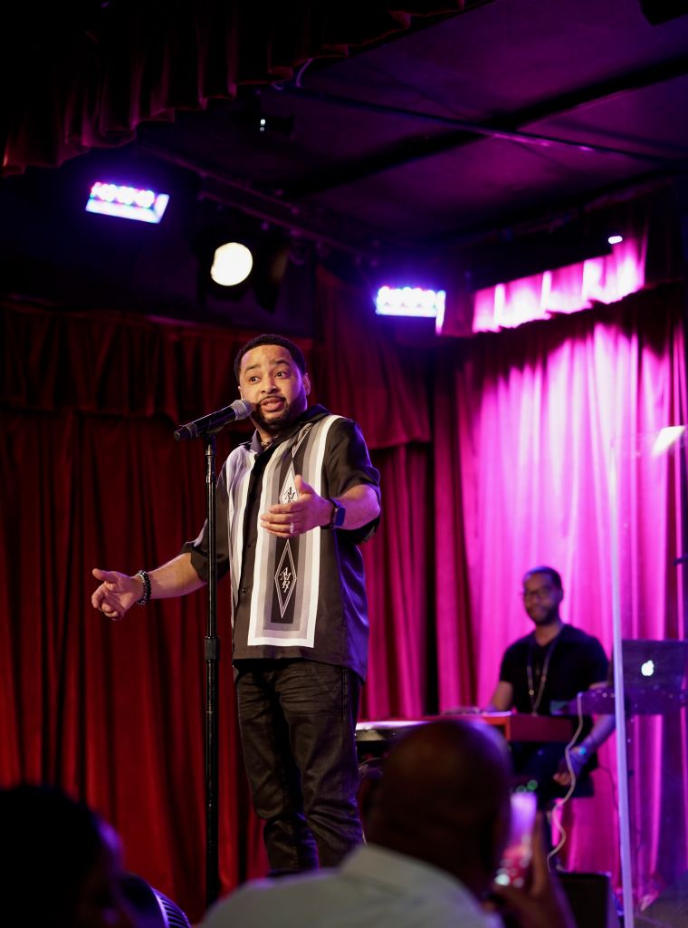 Smokie Norful Vids & Pics and Robert Jackson Vids