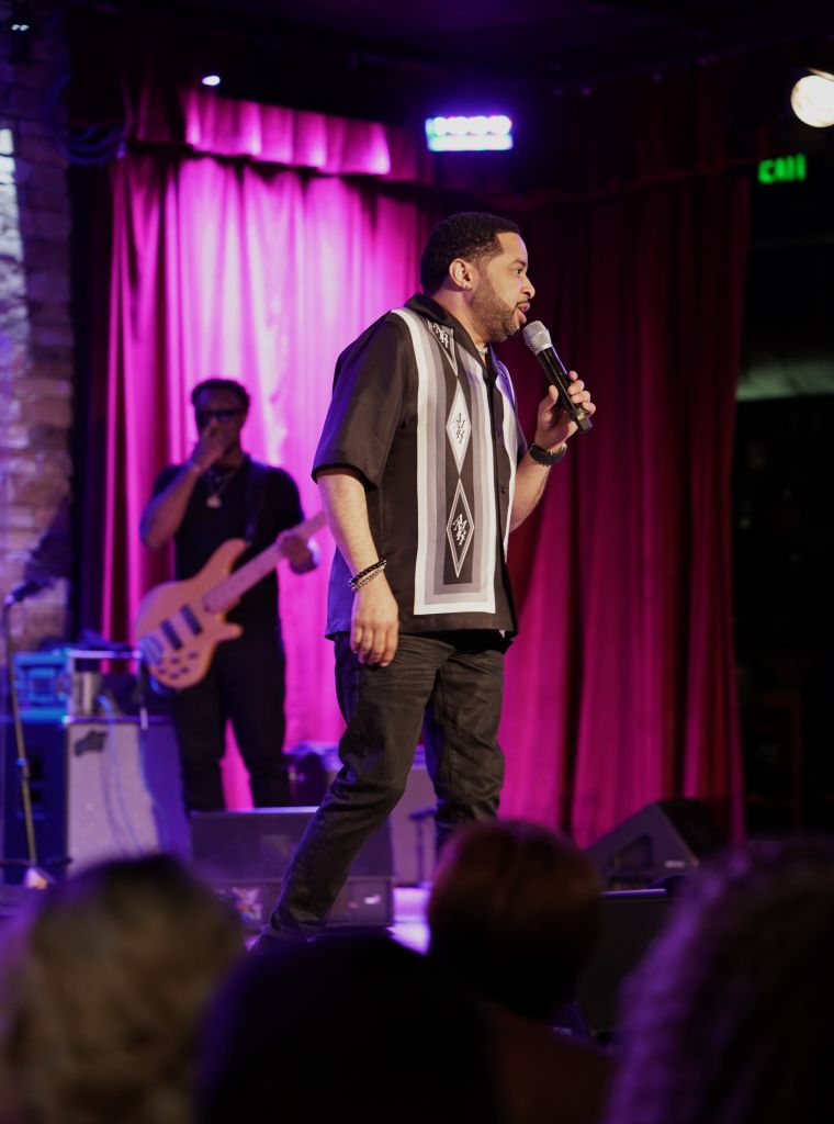 Smokie Norful Vids & Pics and Robert Jackson Vids